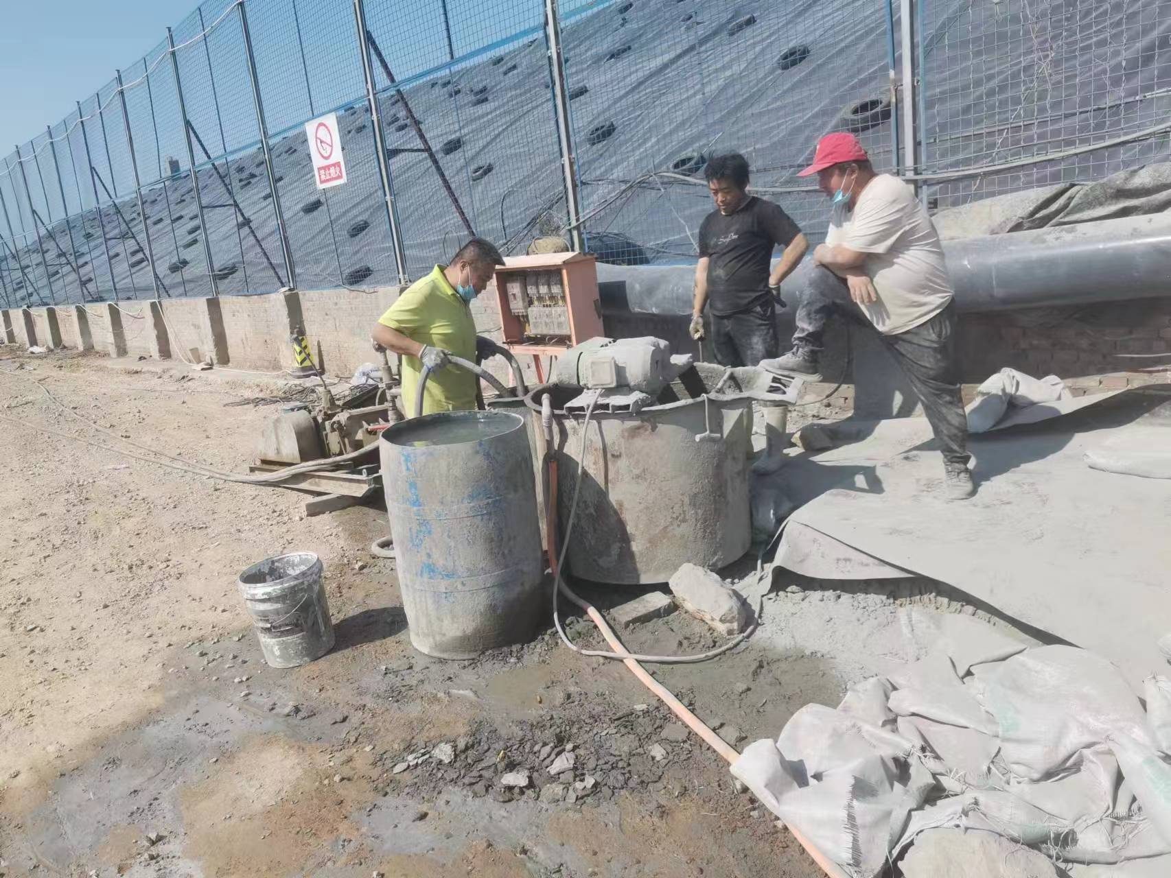 西区袖阀管注浆